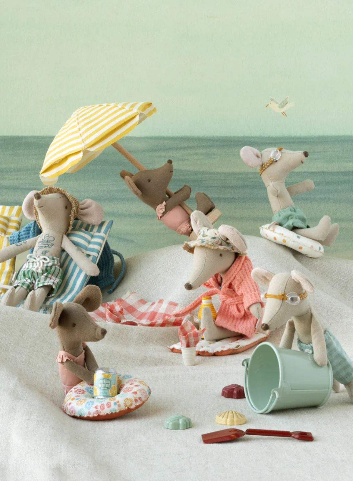 Maileg Beach Set - Shovel Bucket & Shells