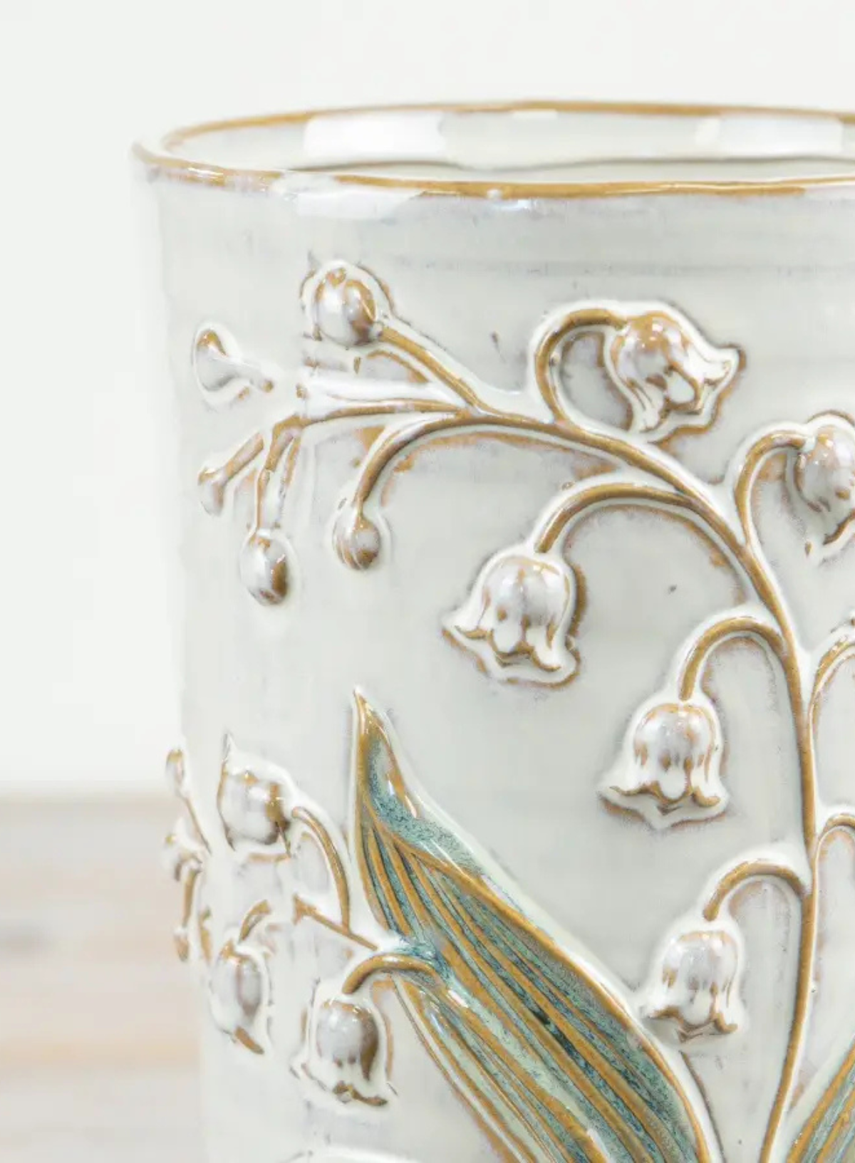 Gainsborough Giftware Embossed Flower Design Vase 24cm