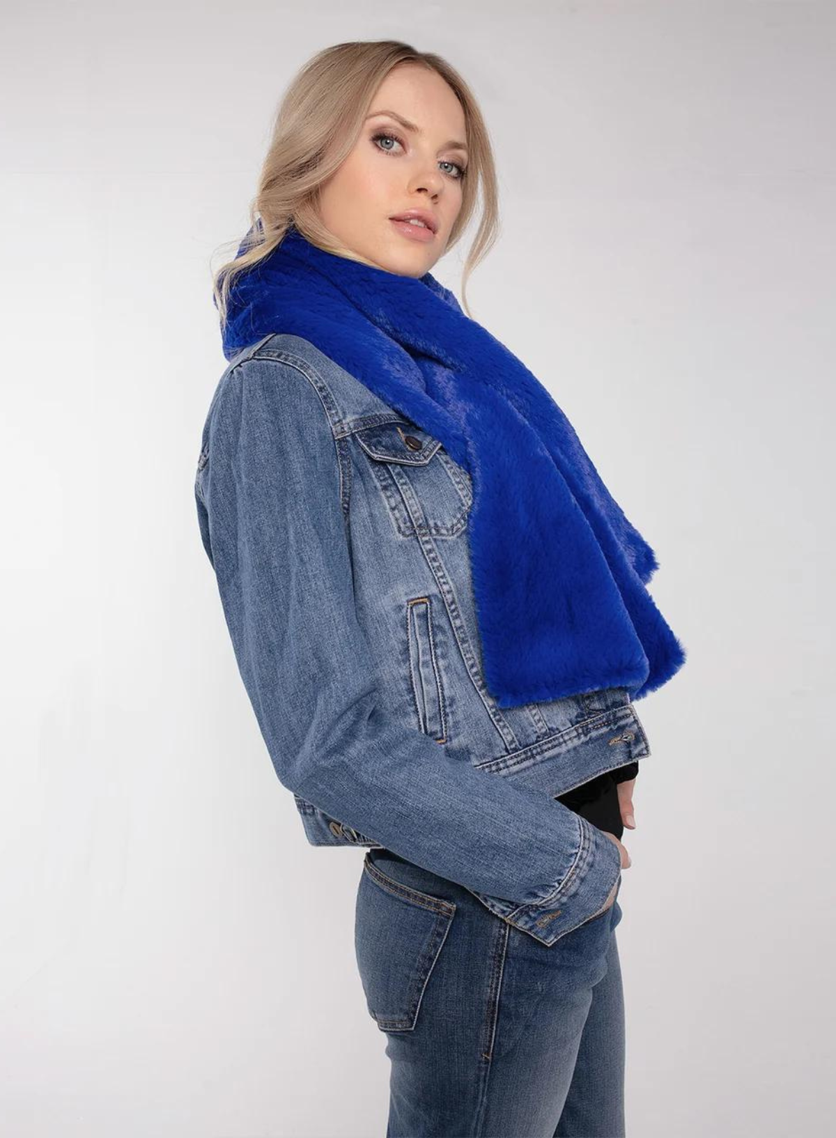 Lexington Slot Through Faux Fur Scarf in Blue from Nooki