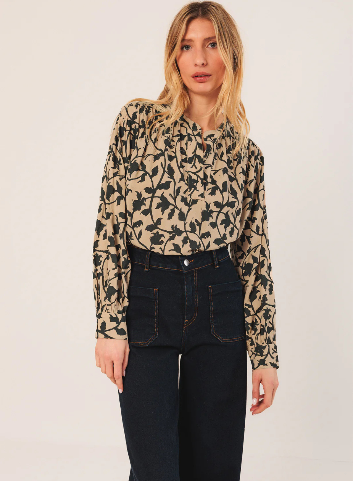 Indi & Cold Floral Print Shirt in Beige & Black