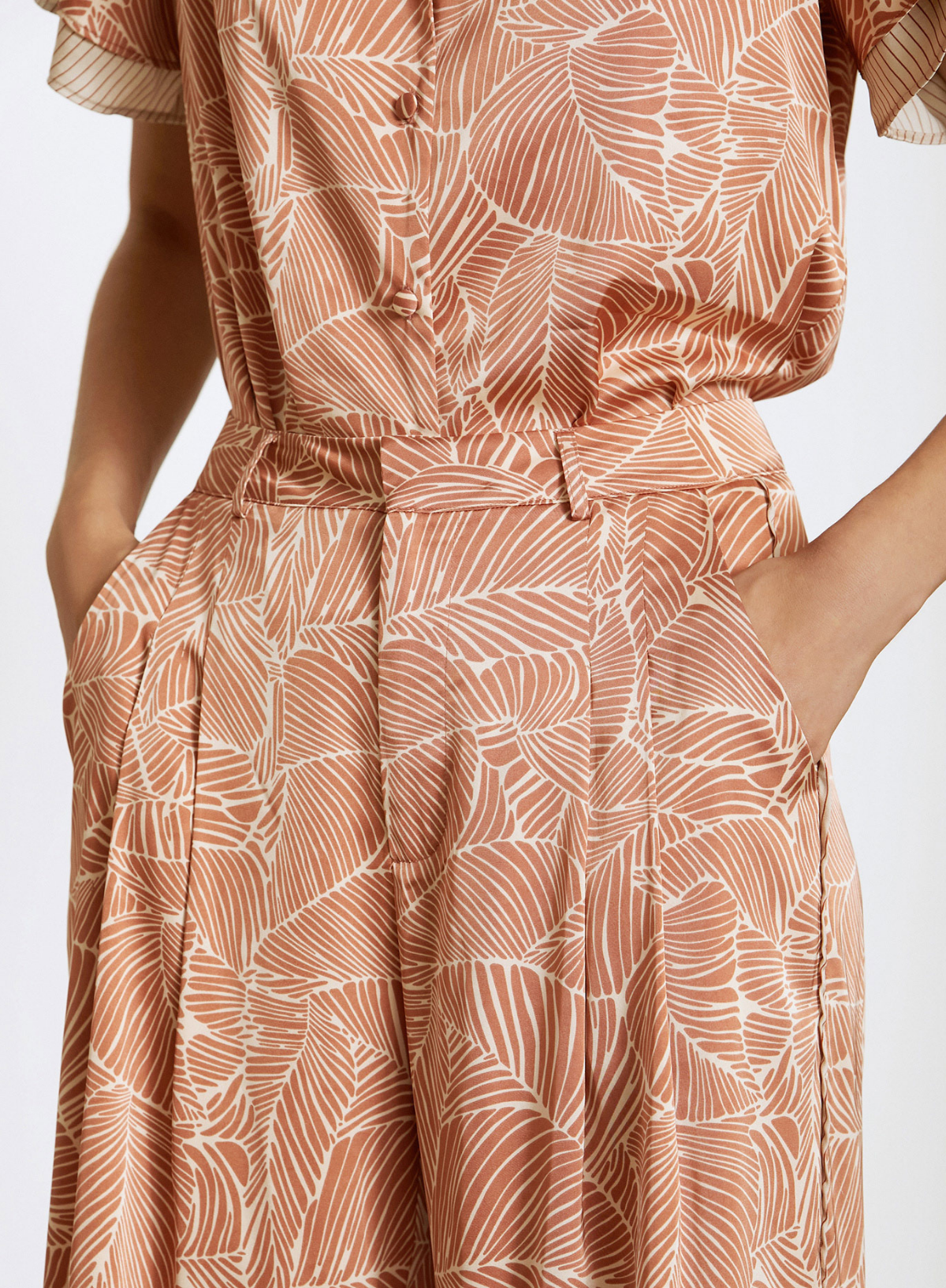 Printed Satin Trousers in Orange from Skatïe