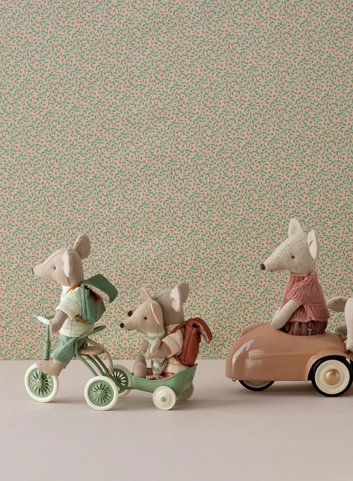 Abri a Tricycle - Green from Maileg