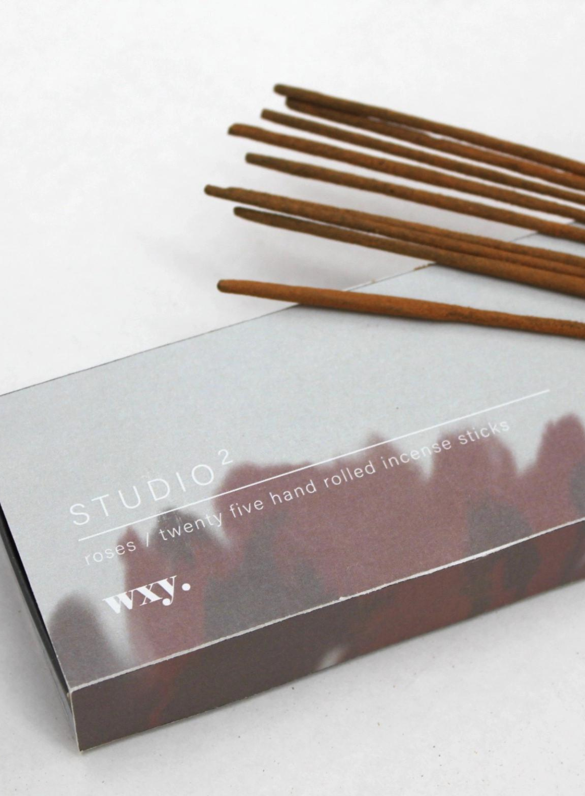 Studio 2 Incense Sticks in Roses from wxy.