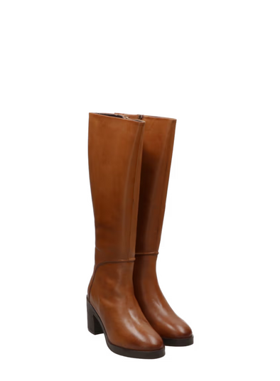 Violet Leather Boots in Cognac from Maruti