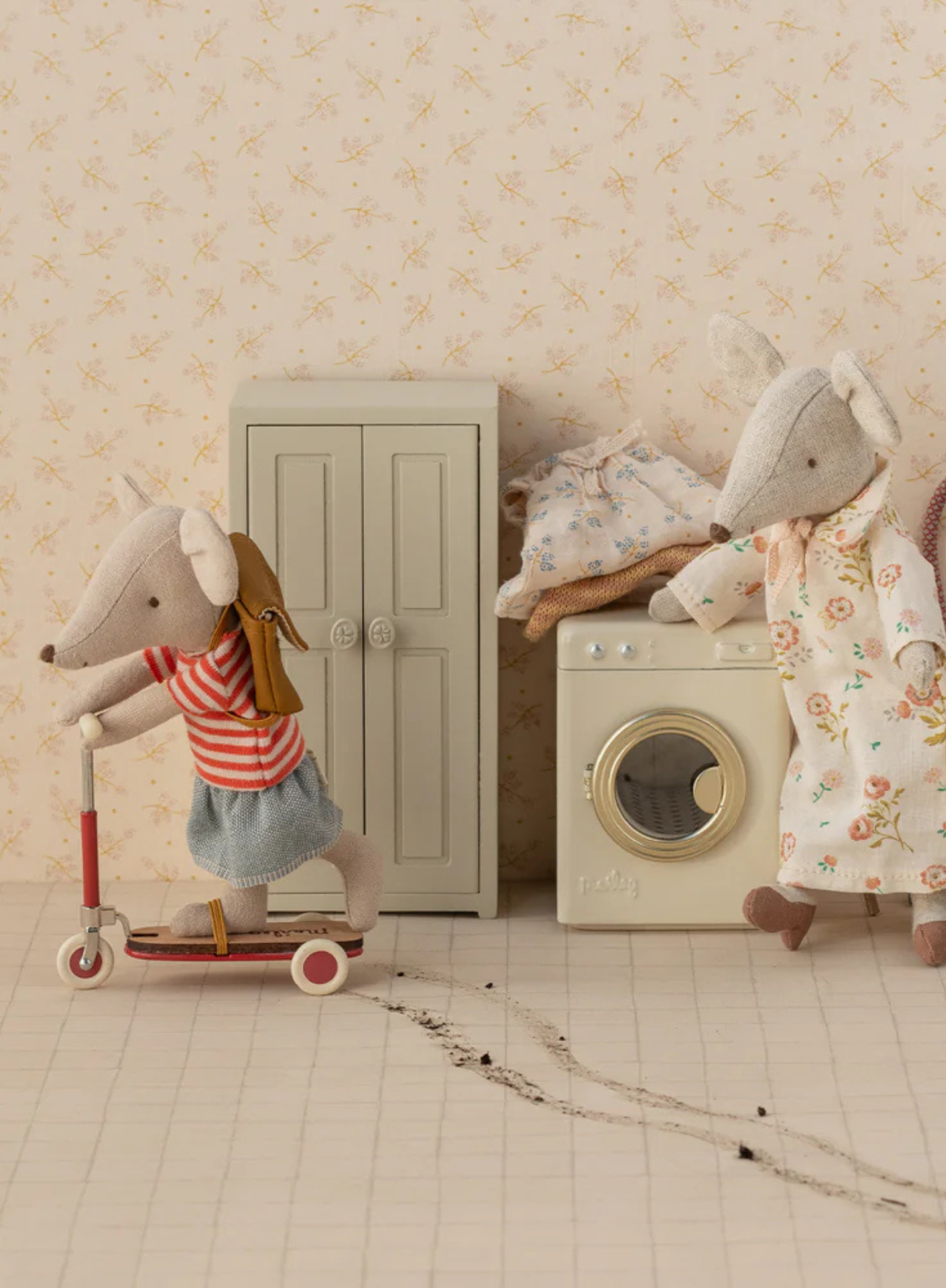 Maileg Scooter - Red