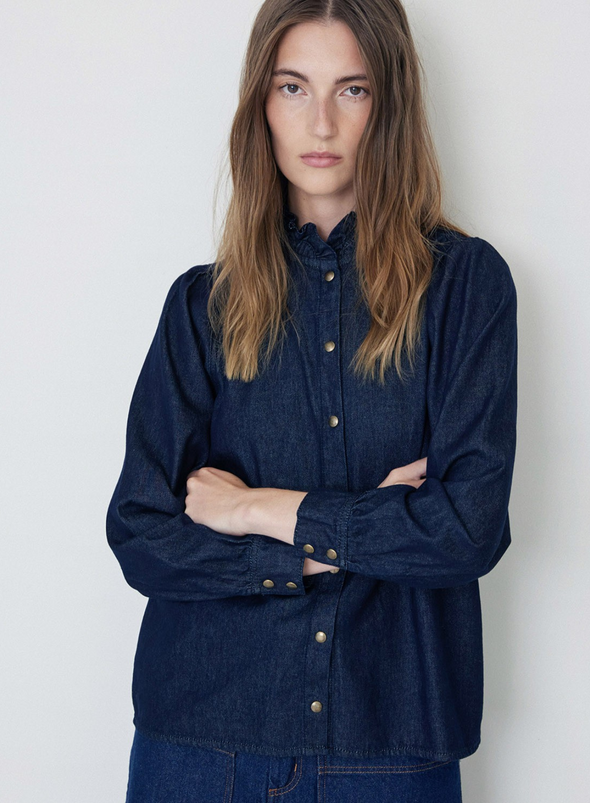 Meli Denim Shirt in Indigo from Yerse