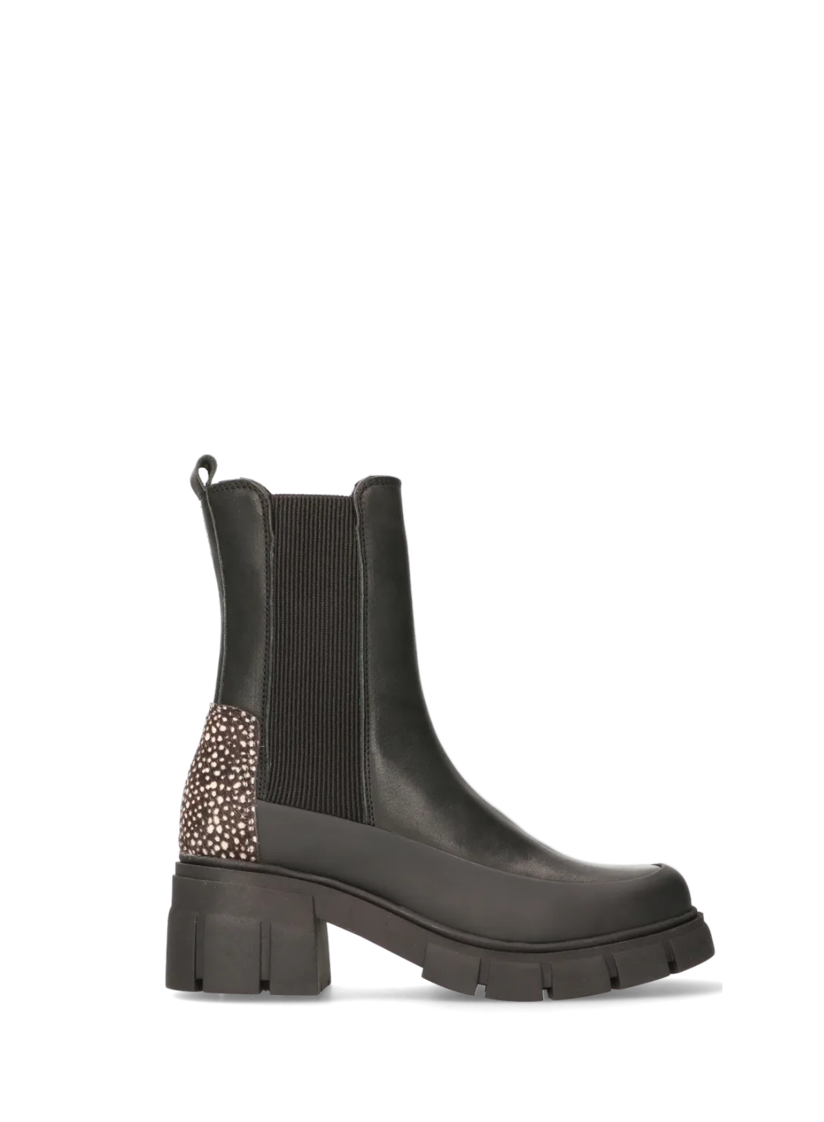 Alfa Leather Boots in Black from Maruti