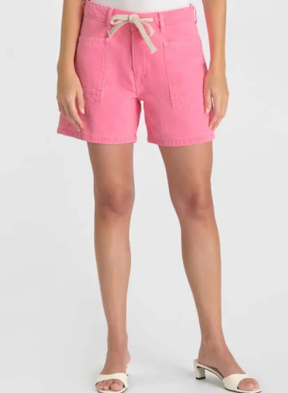 Le Temps des Cerises Shorts in Fluo Pink
