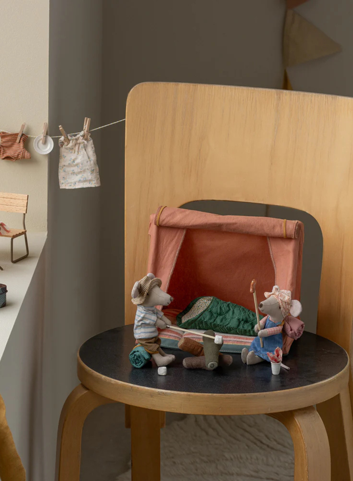 Maileg Tent - Happy Camper in Red