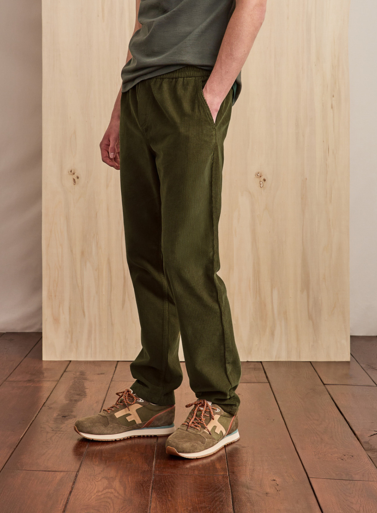 Dreuille Woven Pants in Kaki from Faguo