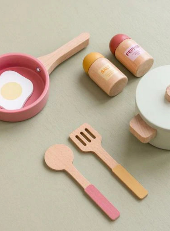 Mini Kitchen from Little Dutch