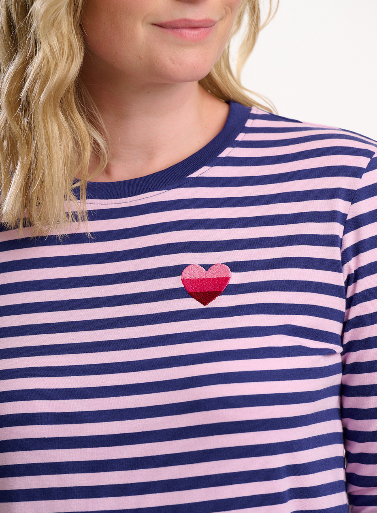 Brunswick Jersey Top in Navy/Lilac, Ombre Heart from Sugarhill