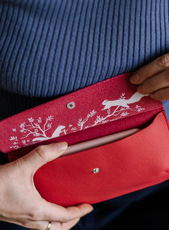 Phonebag Hang On in Coral from Keecie
