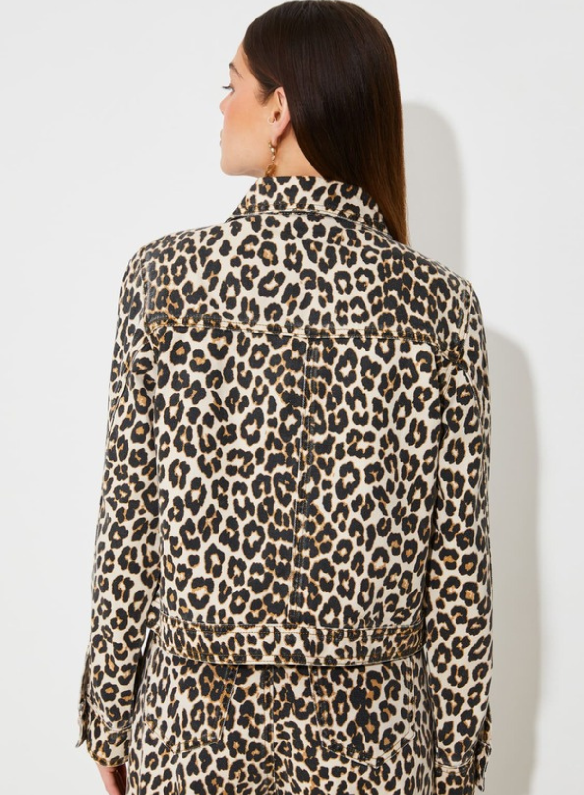 Djack Jacket in Beige Leopard Print from Suncoo