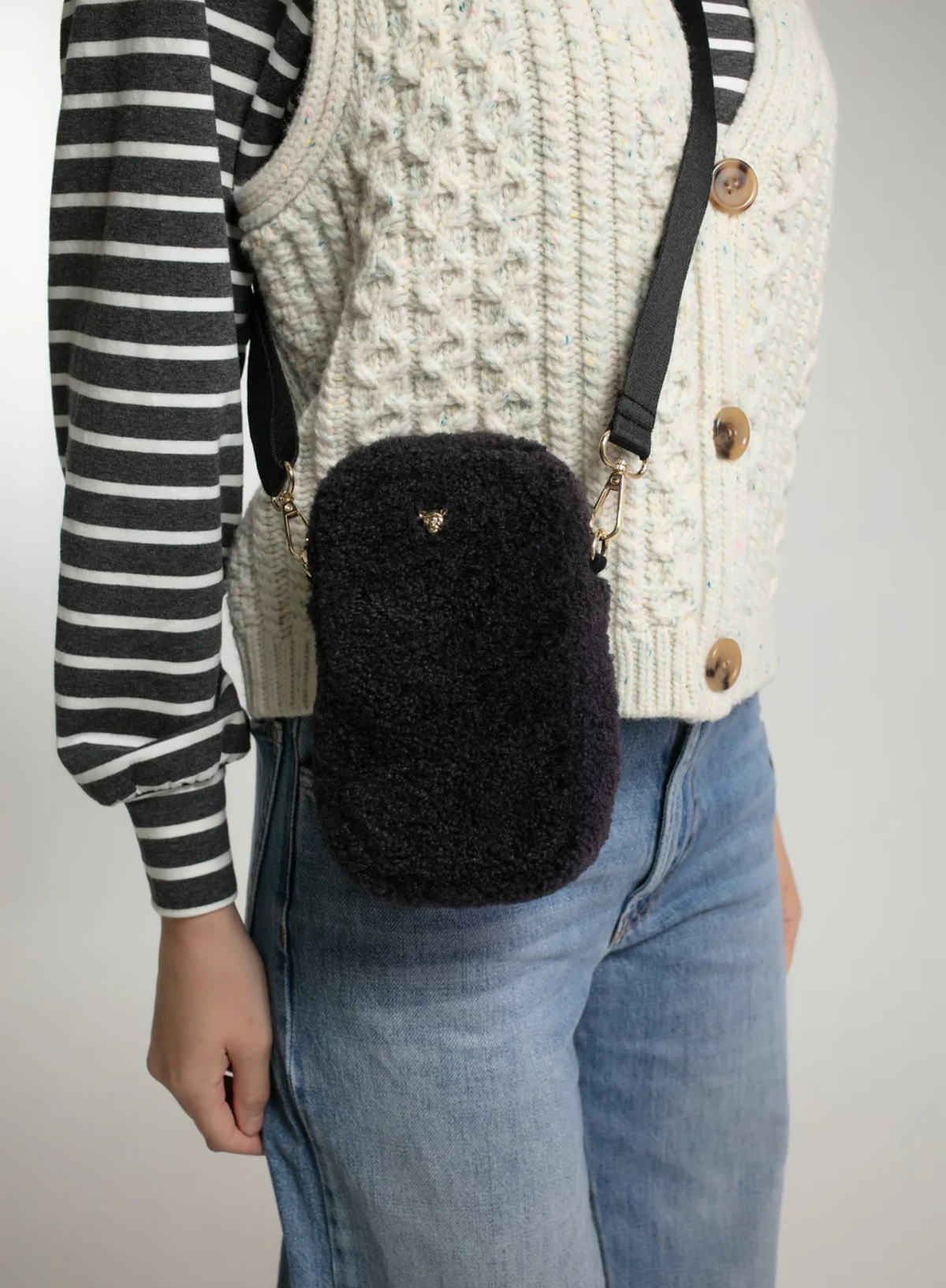 Taylor Phone Bag in Blue from Nooki