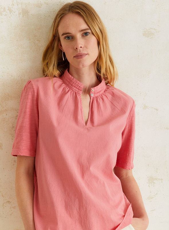 Agata T-Shirt in Old Pink from Yerse