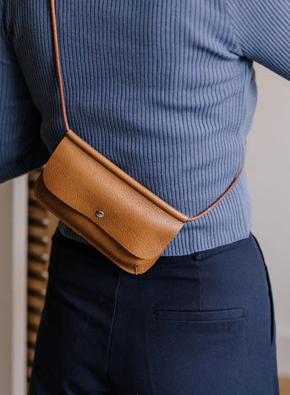 Phonebag Hang On in Cognac Used Look from Keecie
