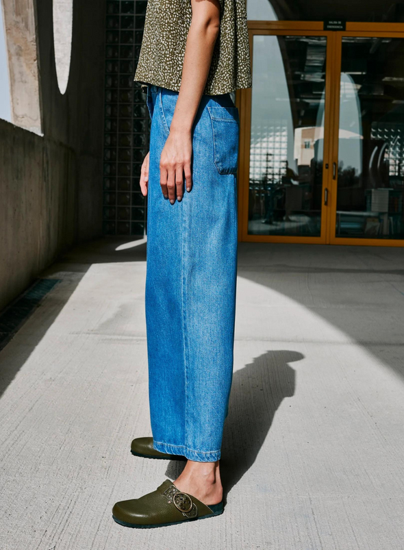 Cropped Denim Trousers in Light Blue from Indi & Cold