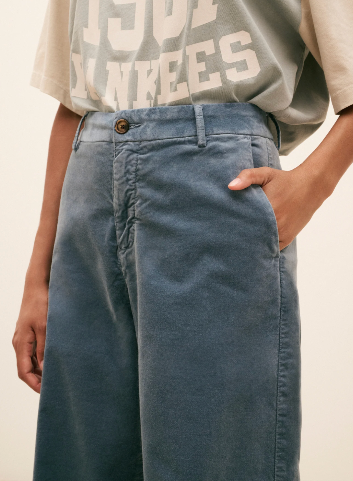 Pacifie Velvet Trousers in Sky from Hod