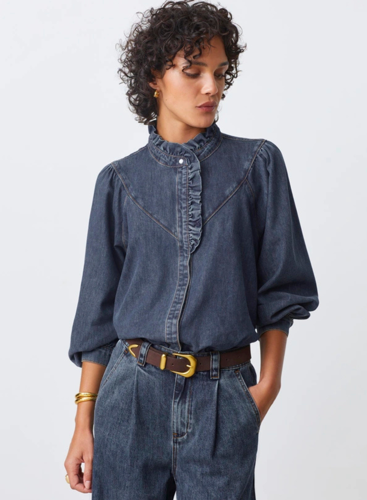 Lively Shirt in Denim Blue from Suncoo