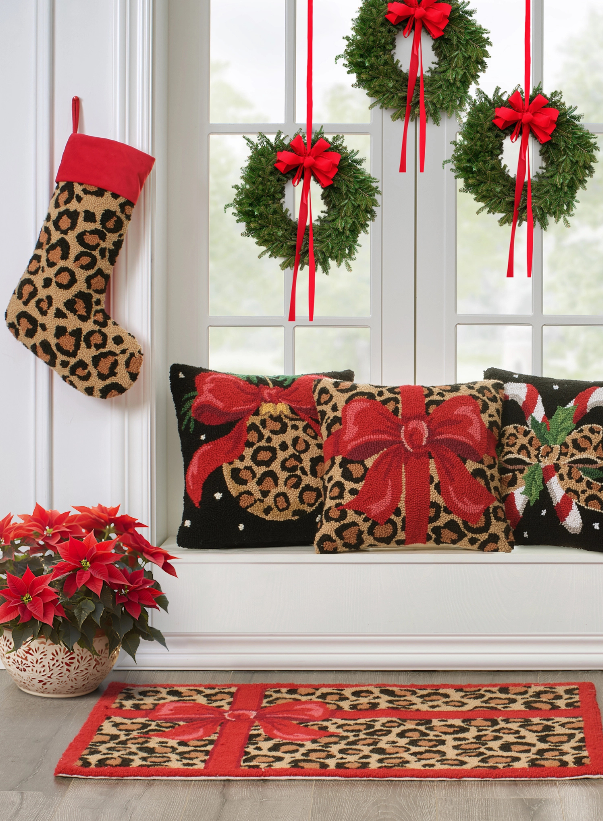 Leopard Christmas Hook Rug from Peking Handicraft