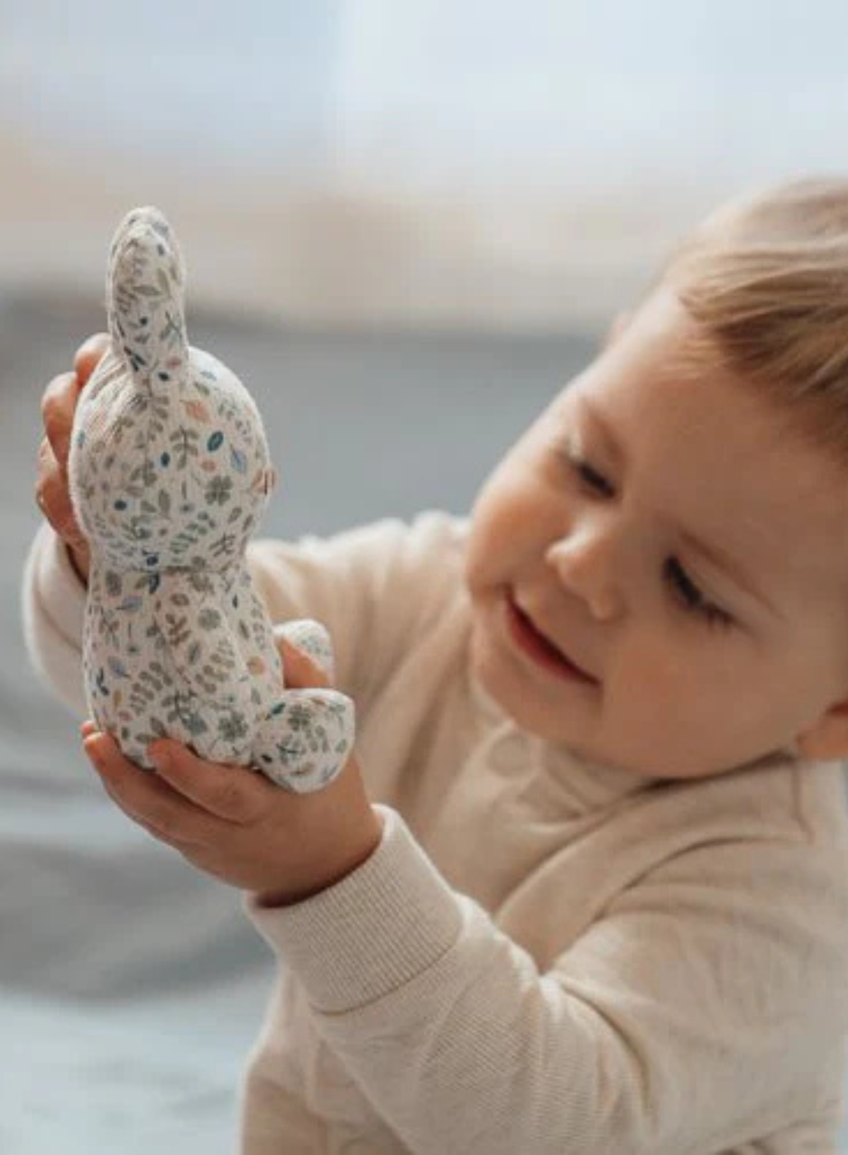 Little Dutch Miffy Cuddle Bunny 15cm in Lucky Leaves