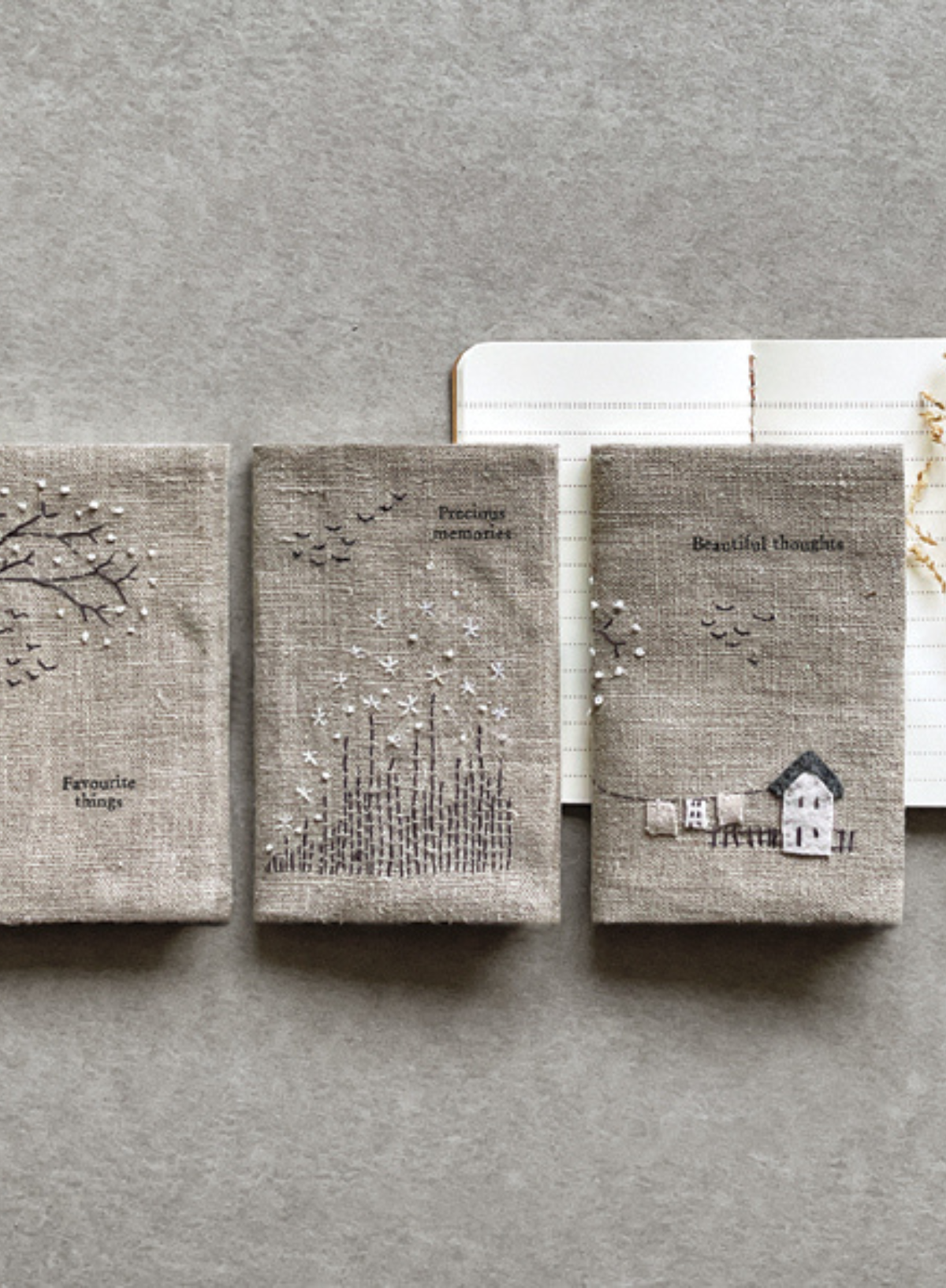 East of India Small linen book Precious memories