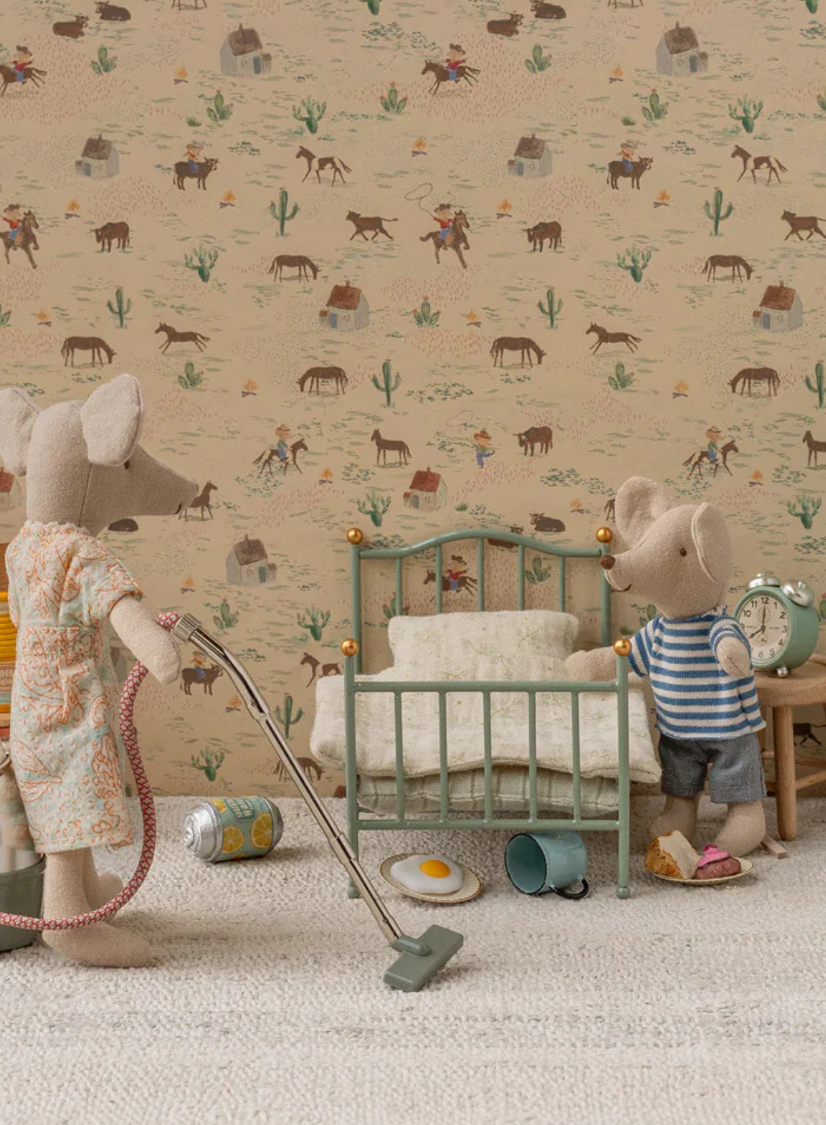 Maileg Bed - Vintage Mint Single