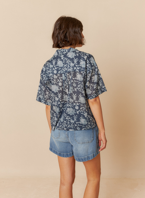 V-Neck Printed Shirt in Indigo Blue from Indi & Cold