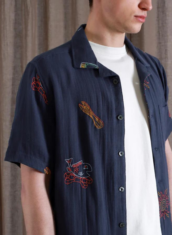 Stachio S/S Shirt Menu Embroidery in Navy Iris from Far Afield