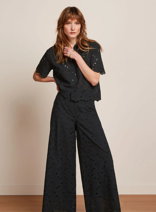 Evelina Blouse Brava Broderie in Black from King Louie