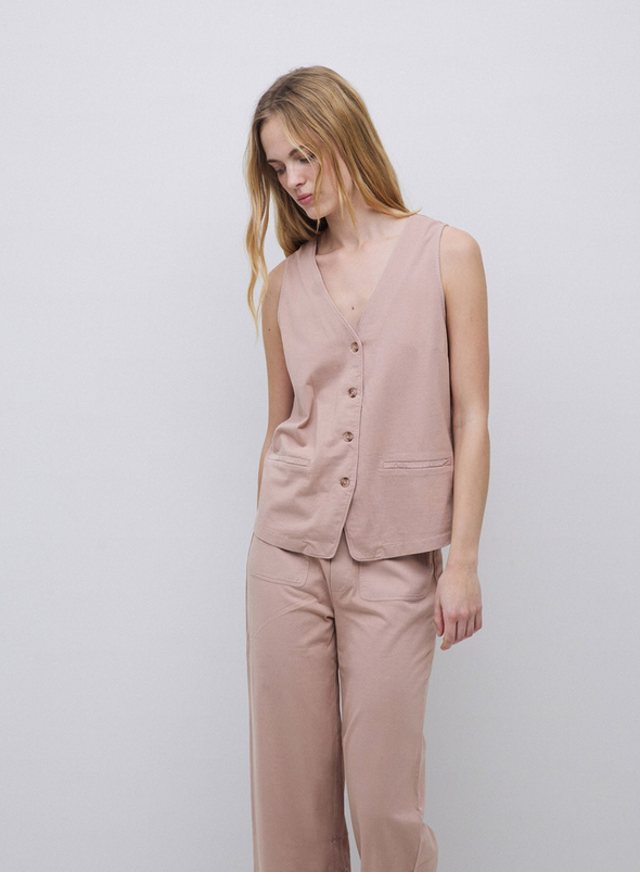 Jena Waistcoat in Ancient Pink from Yerse