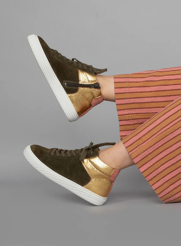 Nick Hi Top Trainer in Khaki from Esska