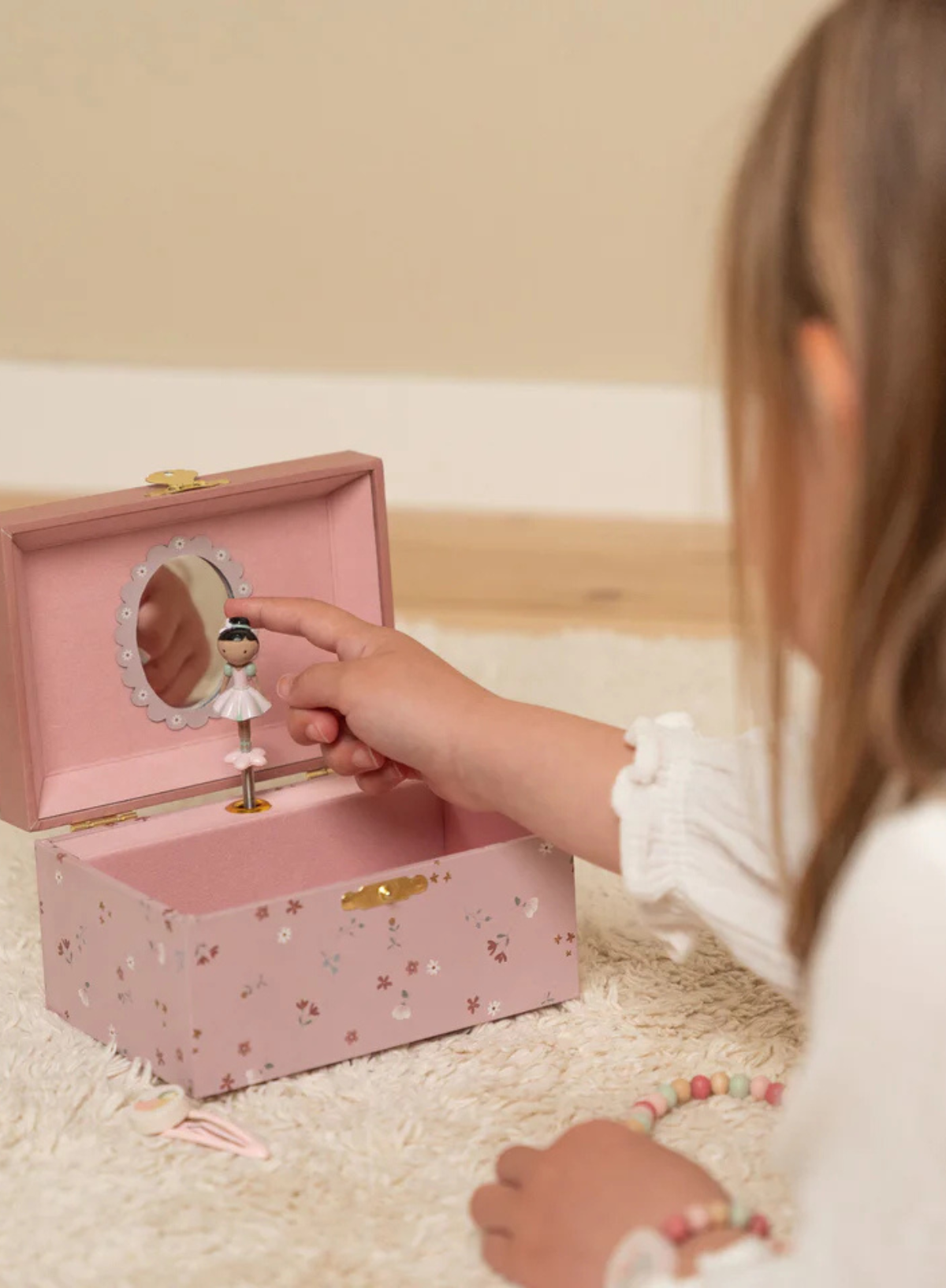 Musical Jewellery Box Evi Doll from Little Dutch