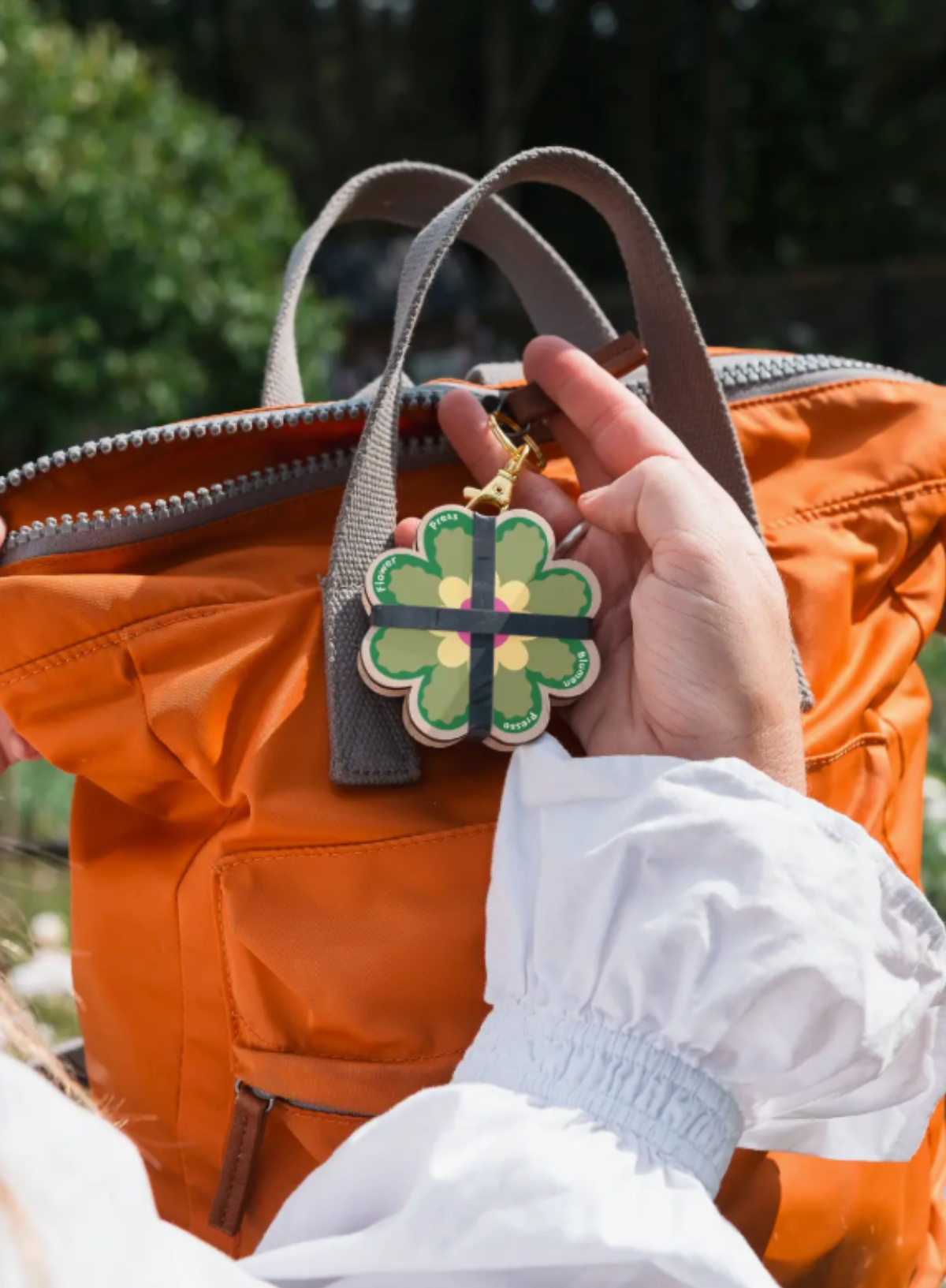 Studio Wald Keyring Flower Press in Greens & Yellows
