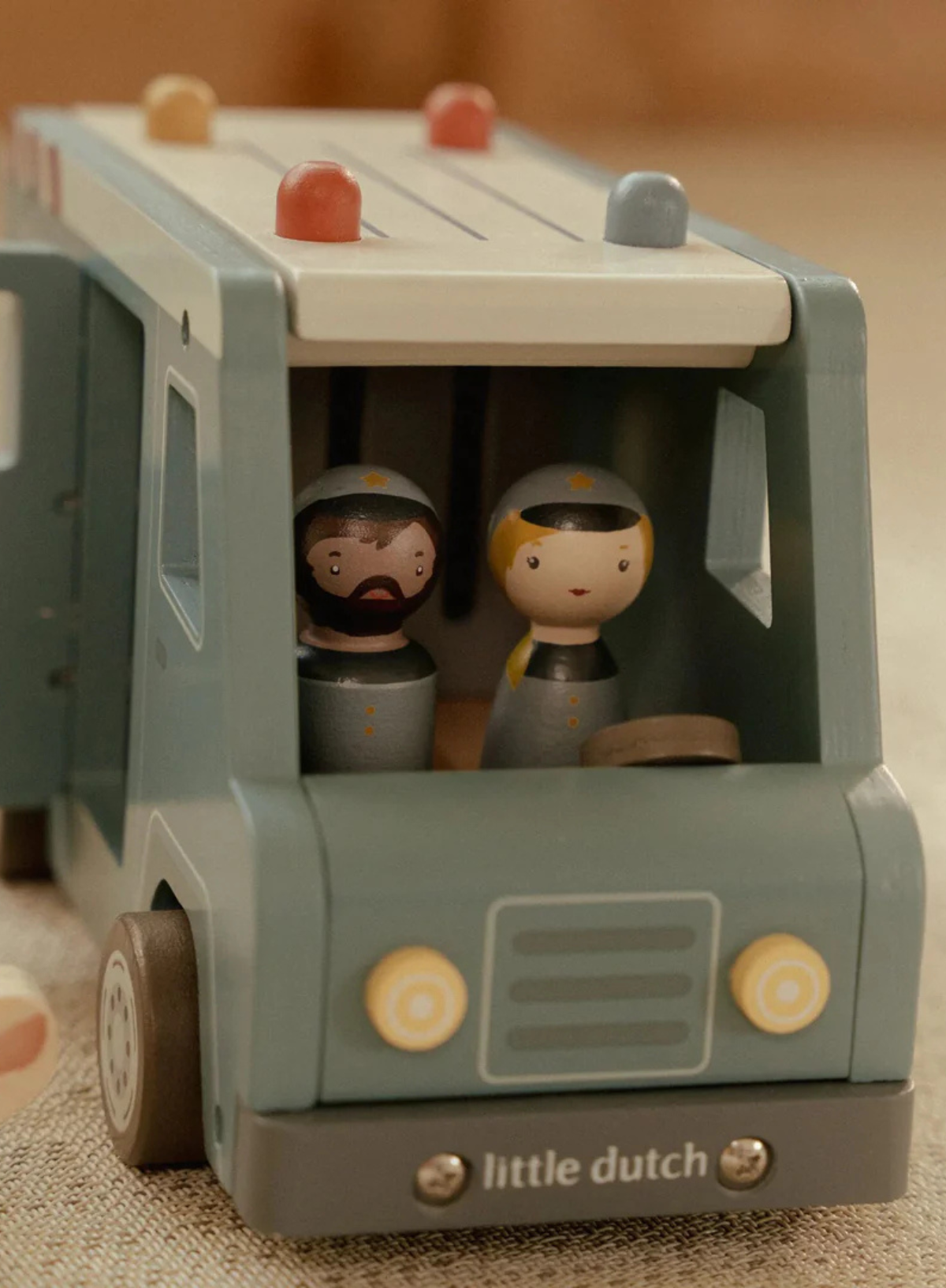 Little Dutch Police Van