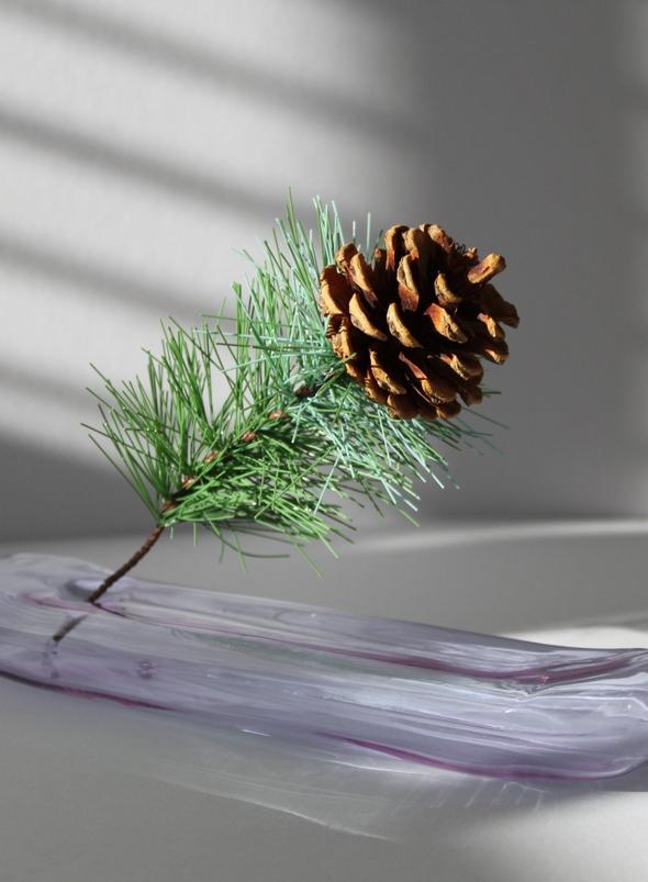Lilo Incense Holder in Lavender from MÆGEN