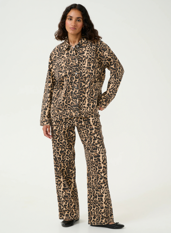 Leonora Denim Jacket in Naturel Leopard from Kaffe