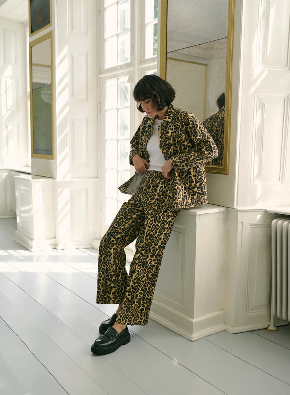 Leonora Denim Jacket in Naturel Leopard from Kaffe