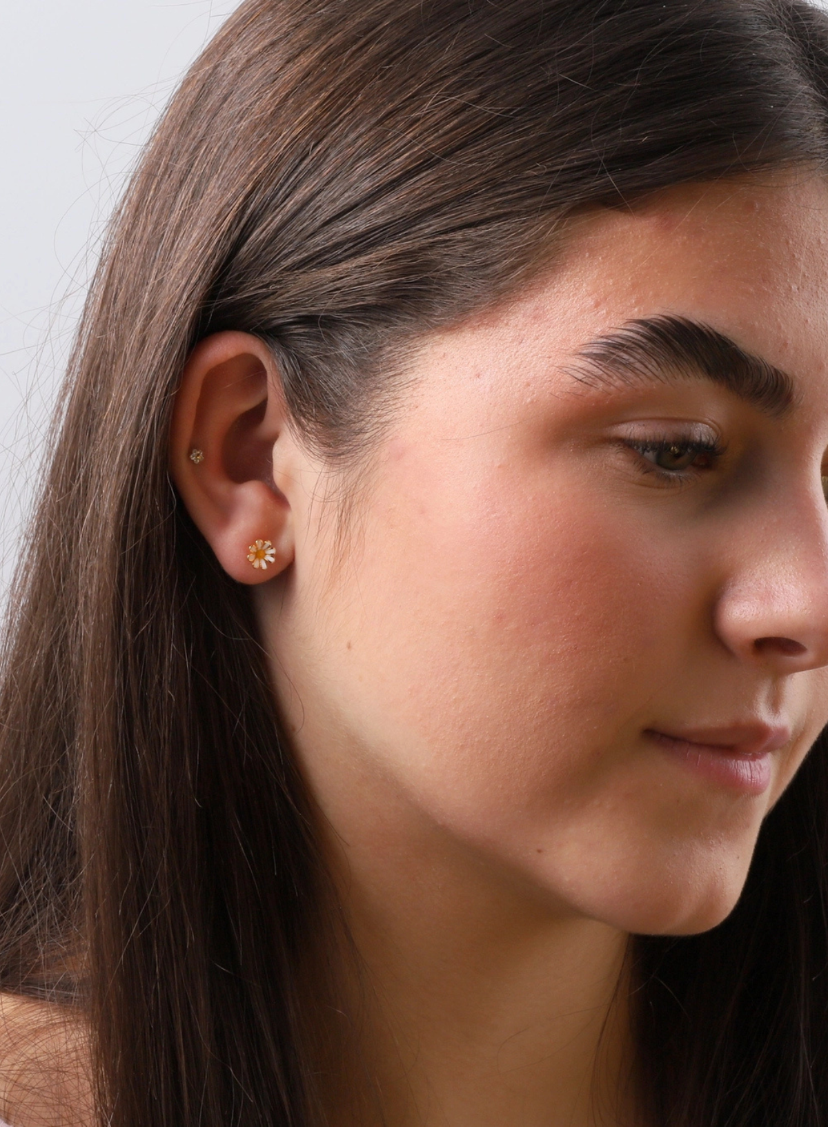 Attic Creations No Rain no Flowers Enamel Daisy Earrings in Gold