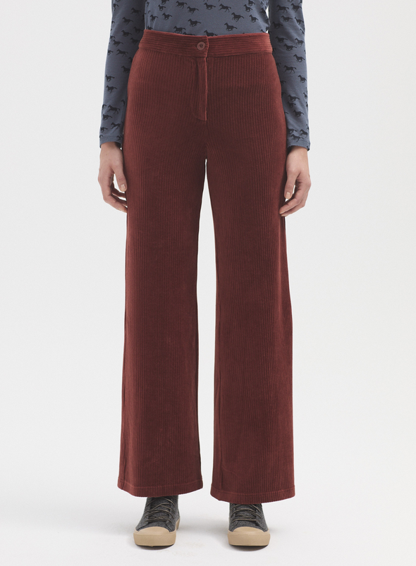 Stretch Corduroy Pants in Brown 345 from Nice Things