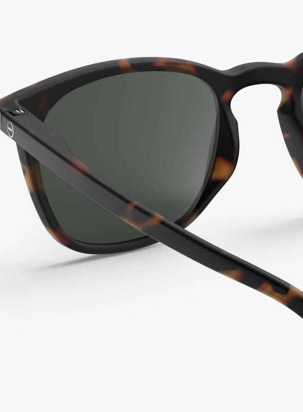 #E Reading SUNglasses in Tortoise from Izipizi