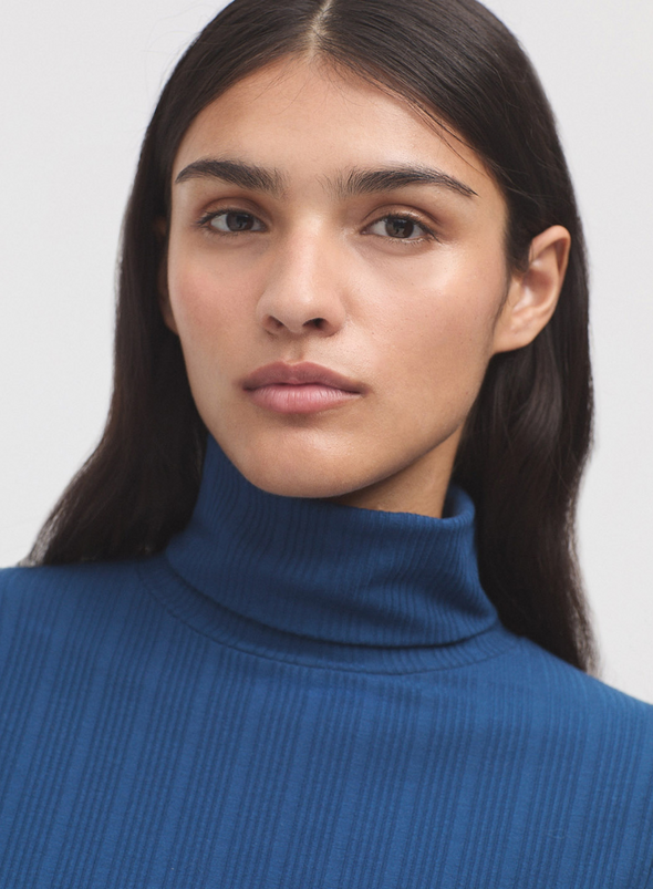 Basic Ribbed Turtle Neck T-Shirt in Blue 138 from Nice Things