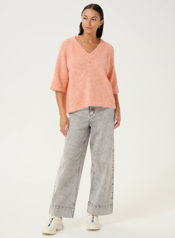 Emilie V-neck Pullover in Peach Nectar from Kaffe
