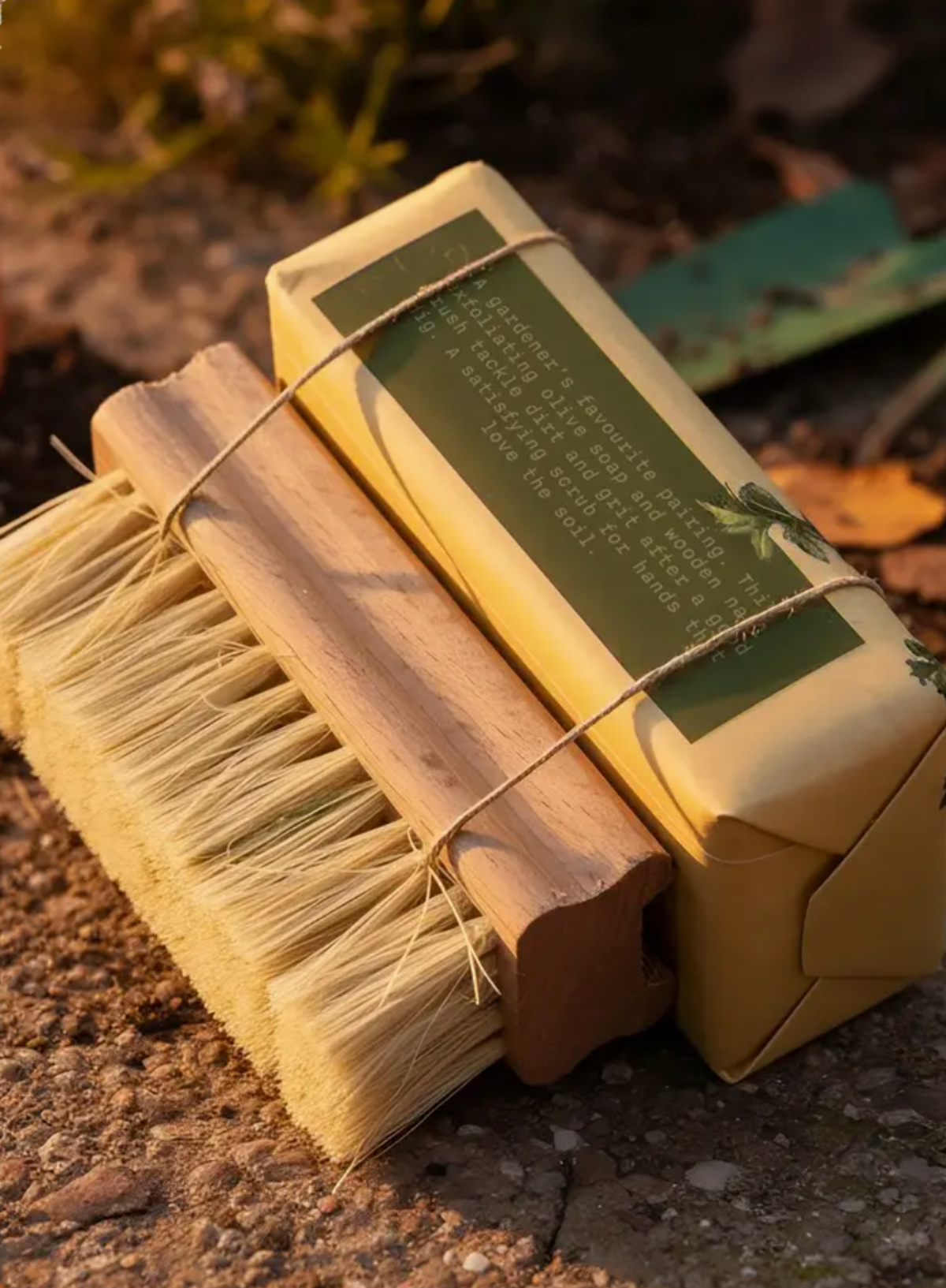 Sting in the Tail Gardener's Collection, Olive Soap & Nail Brush
