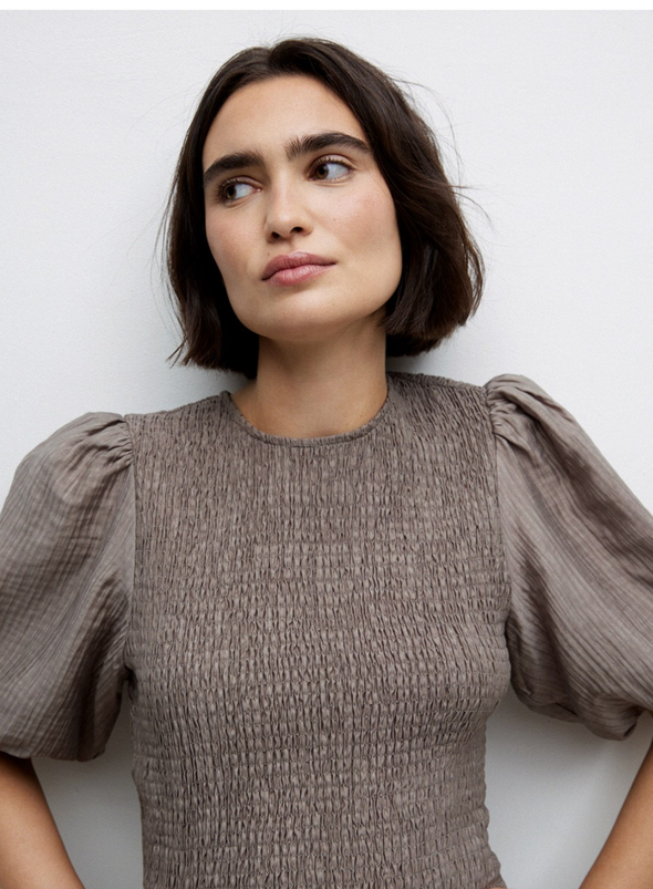 Procida Puff Sleeve Dress in Khaki from Yerse