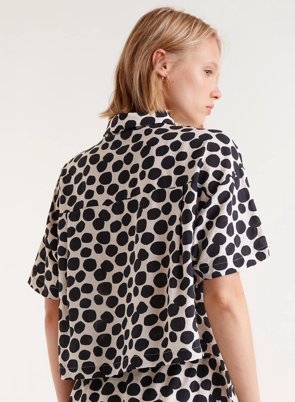 Shirt with Polka Dots in Black from Compañia Fantastica