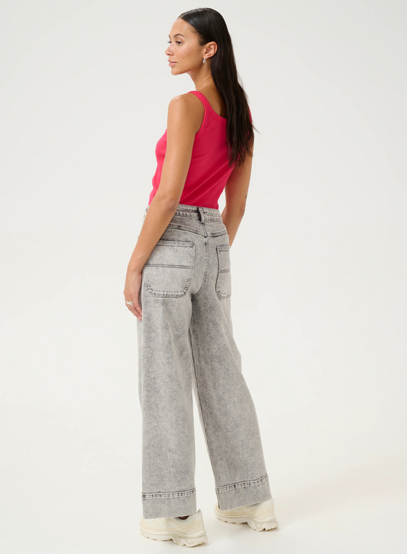 Carna Tank Top in Raspberry from Kaffe
