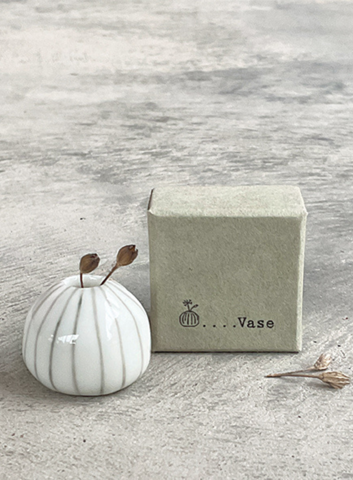 East of India Small Round pebble vase