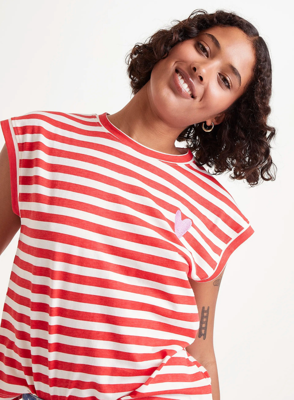T-Shirt in White & Red from Compañia Fantastica
